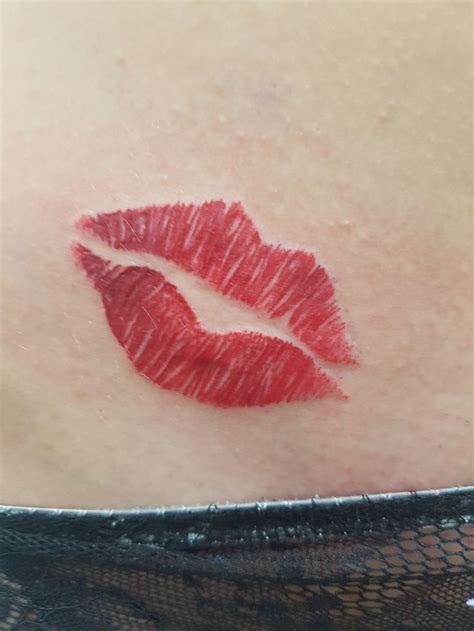 Kiss Tattoo Kussmund Tattoo Kiss Me Kussmund Tattoo Kiss Tattoos