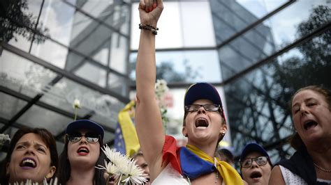 Venezuela Protests Large Anti Maduro March Held In Caracas Bbc News