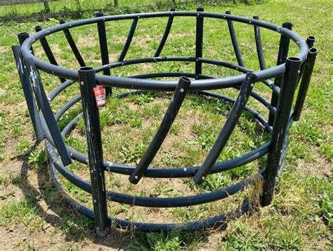 Poly Composite Round Bale Hay Feeder Beckort Auctions Llc