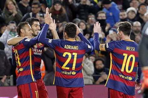 La Liga: Luis Suarez Double, Lionel Messi Strike Give FC Barcelona