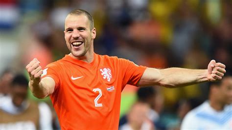 Ron Vlaar 5 Fast Facts You Need To Know