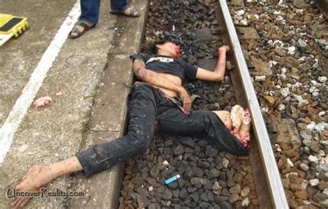 Young Man Was Killed After Committing Suicide By Train Xgore