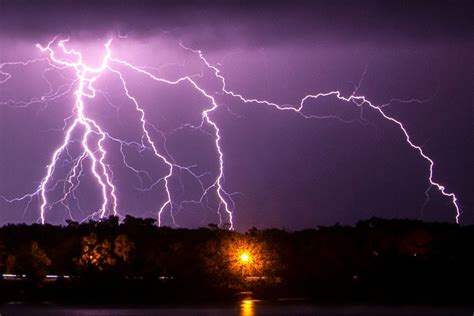 Severe Thunderstorm Foto And Bild Australia Night Nacht Bilder Auf