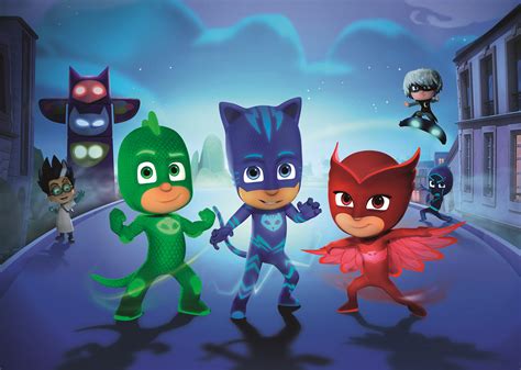 Coming Soon Pj Masks Toy Headquarters Light Up Figures And Outfitsmasks