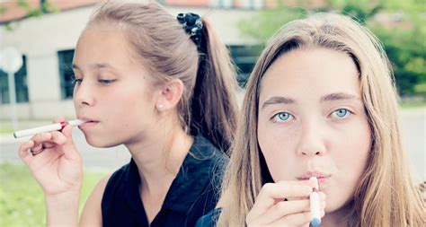 Vaping Can Lead To Teen Smoking New Study Finds Science News For