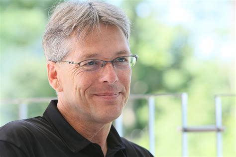 Peter (dog), a collie awarded the dickin medal in 1945; Kaiser, Peter | Biographien im Austria-Forum