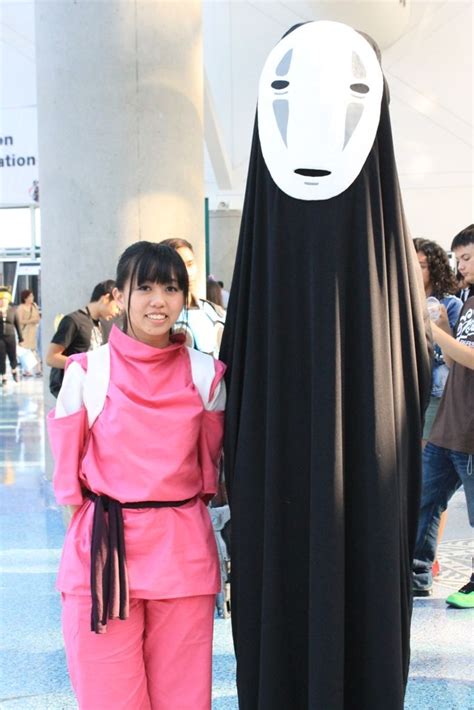 Spirited Away No Face And Chihiro By Reenimochi On Deviantart Cosplay Costumes Fashion