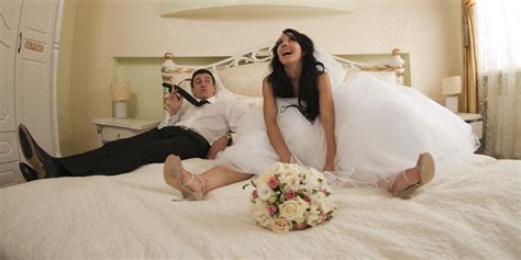 Can The Bride And Groom Sleep Together The Night Before The Wedding