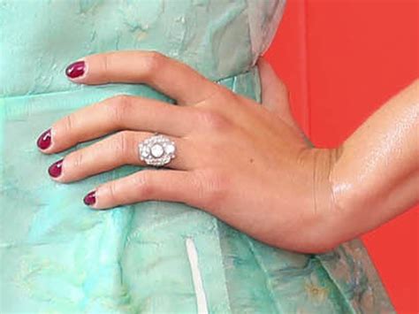 Scarlett Johansson Shows Off Engagement Ring