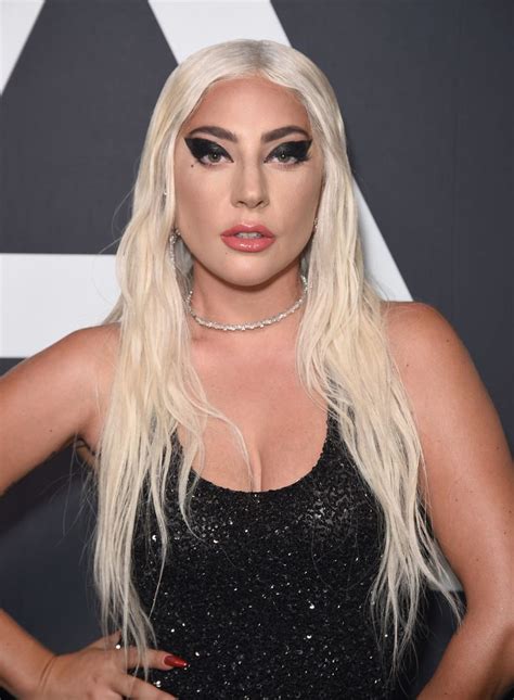 Lady Gaga Looks Unrecognizable In New No Makeup Instagram Selfie