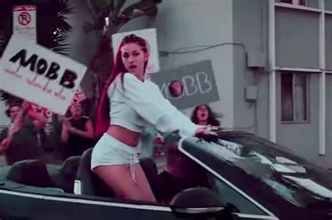 ‘cash me outside girl danielle bregoli debuts ‘these heaux her first music video as bhad bhabie