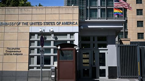 Us Embassy Warns Americans To Leave Russia Cnn Politics