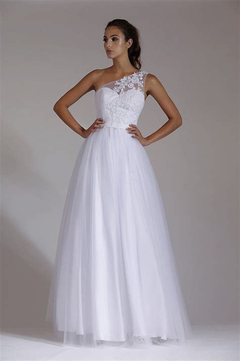 You can even offer horseback riding as entertainment for. Deb Dresses Melbourne Archives - The Bridal and Deb Room ...