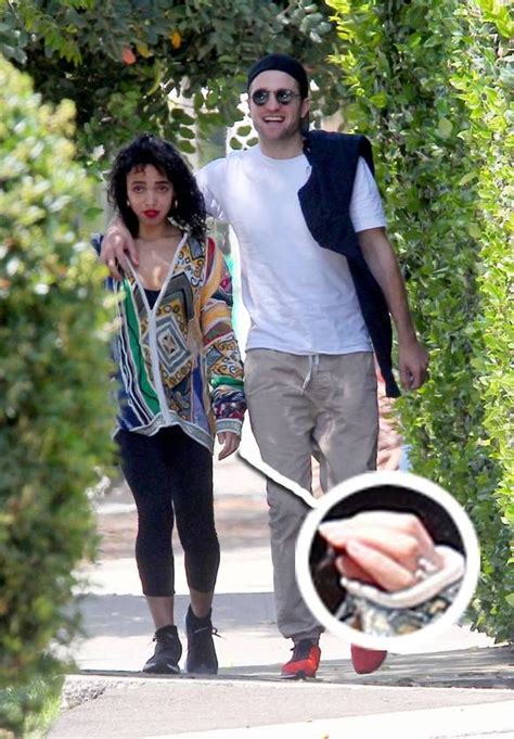 Robert Pattinson And Fka Twigs Spotted After A Trip To The Gym Celebrity Gossip Celebrity News
