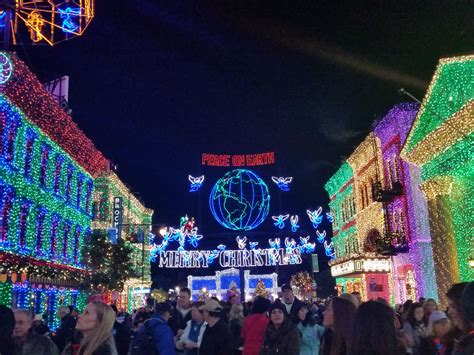 The Osborne Lights At Disneys Hollywood Studios Bright Holiday