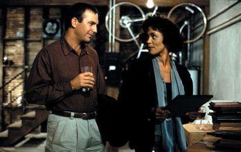 The Bodyguard Star Kevin Costner Reflects On Whitney Houston Death