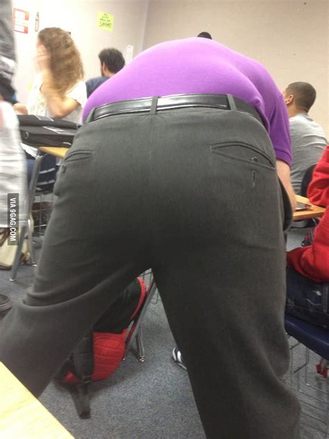 that awkward moment when your teachers butt is in your face 9gag