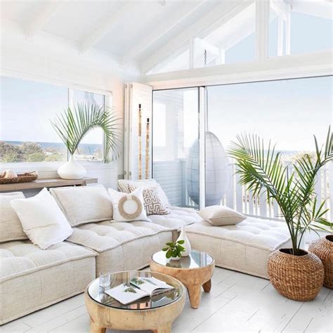 9 Tropical Living Room Decor Ideas For An Indoor Paradise
