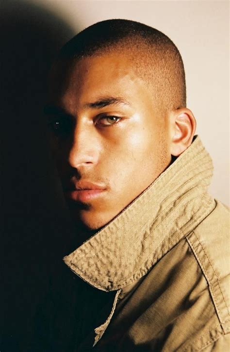 Create poses and references with realistic anatomy. Portrait Drawing References • "Day and night" by Jay ...