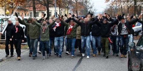 Aalen alemannia aachen altglienicke altona 93 astoria walldorf atlas delmenhorst auerbach bak '07 bfc dynamo babelsberg bahlinger sc balingen bayern alzenau office@babelsberg03.de. Babelsberg 03 - FSV Zwickau 29.11.2014