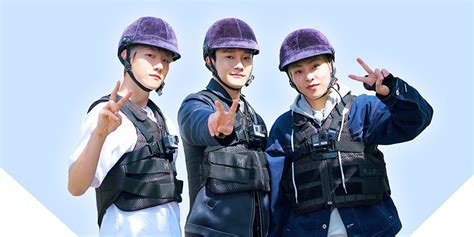 Support and engage with artists and creators as they live out their passions! EXO-CBX to have a special live broadcast for reaching 20 ...