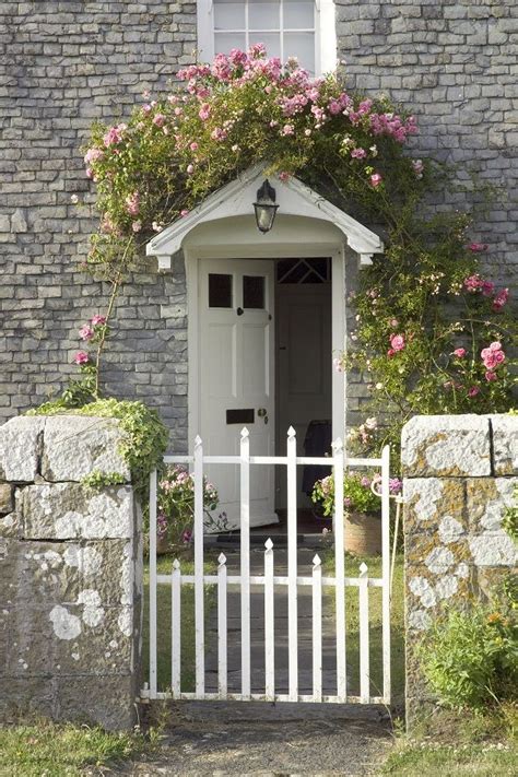 Cornwall, die südwestlichste grafschaft in england, wird in rosamunde pilchers liebesromanen oft ausführlich und romantisch beschrieben. Reise für Allergiker durch Cornwall auf Spuren von ...