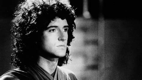Brian harold may, cbe (born 19 july 1947) is a british musician, best known as the lead guitarist of … '70s hair: Queen-Gitarrist Brian May wird 70