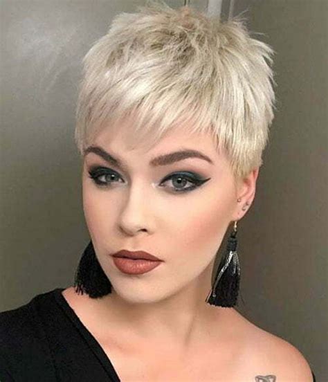 26 Short Pixie Haircuts For Pretty Look