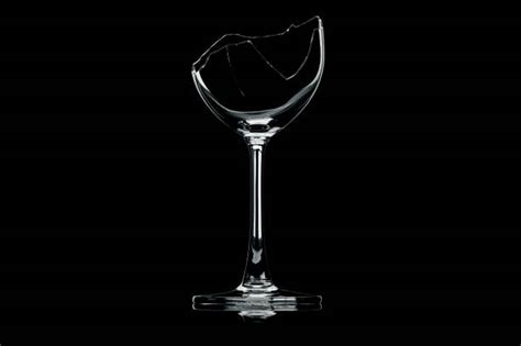 Cracked Wine Glass Stock Photos Pictures And Royalty Free Images Istock