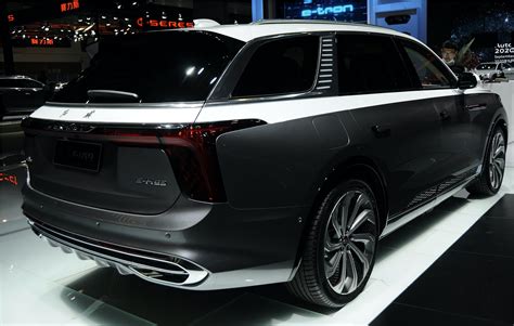 The art challenges technology, and the technology inspires art. Hongqi E-HS9 luxury e-SUV is available to preorder ...