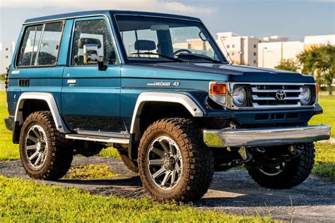 1993 Toyota Land Cruiser Fzj70 For Sale On Bat Auctions Closed On