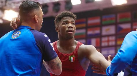 Frank chamizo wrestling freestyle 2015 campeón mundial 65kg 2016 3er lugar olimpiadas rio 65kg. Frank Chamizo oro nei 74 kg, terzo titolo europeo in tre ...