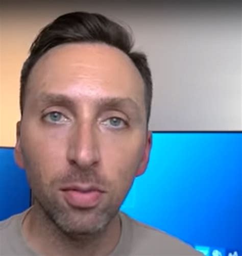 Un 'youtuber' explica l'atracament en grup que va patir a Barcelona