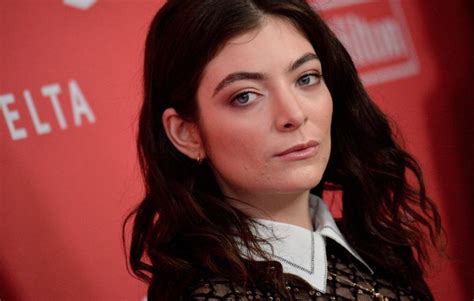 Lorde's got no shirt, no shoes, and no. Lorde shares 'Solar Power' teaser video: "Every perfect ...