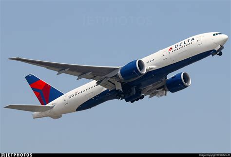 N704dk Boeing 777 232lr Delta Air Lines Stefano R Jetphotos