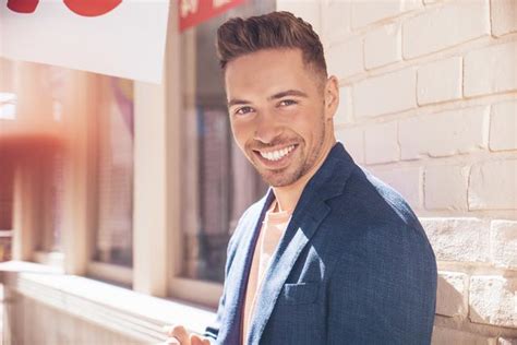 Ramon roselly gewinnt dsds 2020 tolle neuigkeiten über die am schnellsten aktualisierten deutschen stars für sie. Ramon Roselly: DSDS? Sein persönliches Highlight 2020 ...