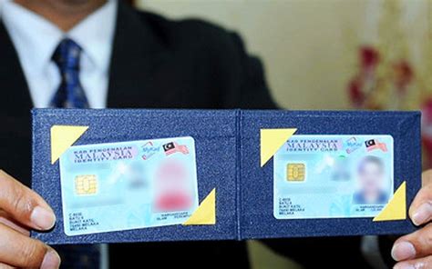 Klik pada kotak 'saya bukan robot.' klik butang 'semak status.' keputusan status permohonan dipaparkan. Isu Hapuskan Status Agama Dalam Kad Pengenalan