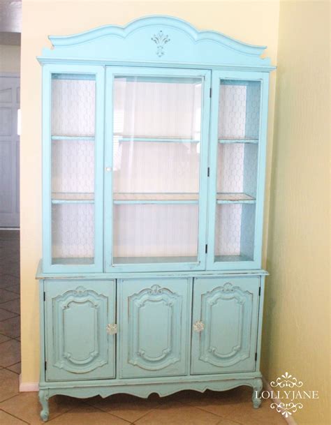 But one of my favorites is sitting down to dinner with my family, which isn't something we necessarily do every day. Turquoise Hutch