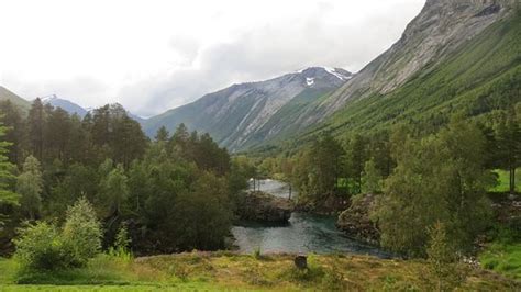 Designed by jensen & skodvin architects , the juvet landscape hotel offers 7 private bungalows where guest will enjoy peacefully their mountain view. Juvet Landskapshotell (Noruega/Valldal): opiniones y fotos ...