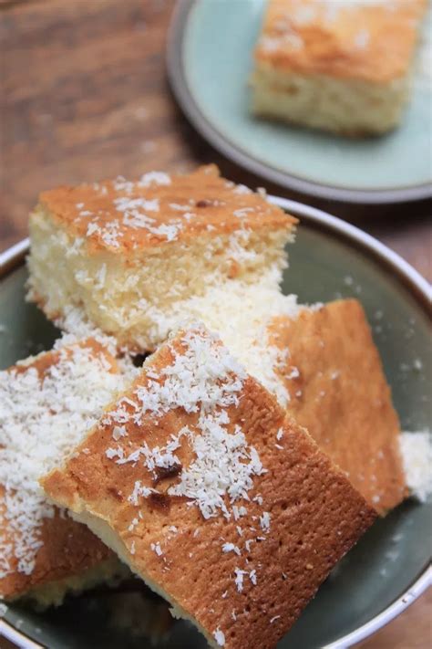 Blondies met witte chocolade en kokos