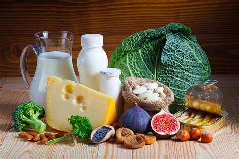 Check out our list of calcium rich foods, showing you what acts as the best source of this important mineral. 우리 몸에 칼슘이 부족하면 나타나는 증상 | 1boon