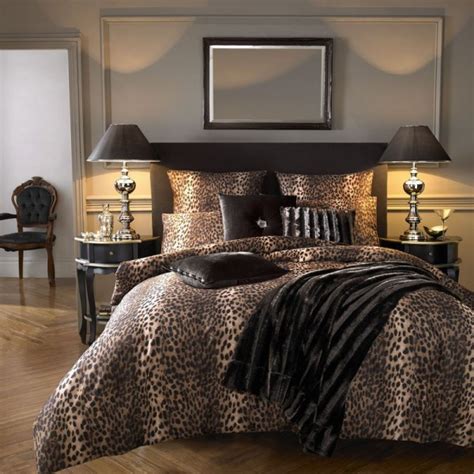 Get 5% in rewards with club o! Kylie Minogue Bedding, Sika, Theon & Leopard Silver ...