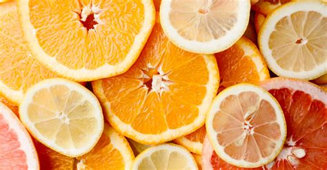 Merupakan vitamin c yang tidak perih di lambung, esther c mampu mengatasi gejala kekurangan vitamin c, seperti gusi berdarah, sariawan serta flu yang tak kunjung. 8 Vitamin C Terbaik di Malaysia 2019 - Untuk Kanak-kanak ...