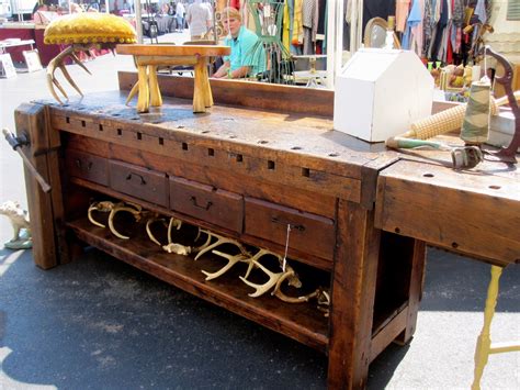 daily wood job: Popular Carpenters workbench plans