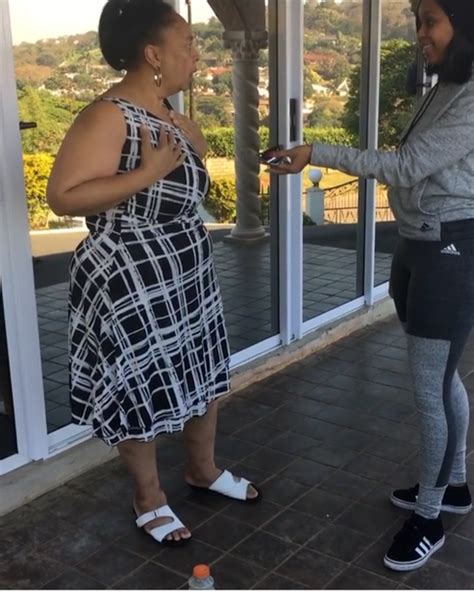 Minnie Dlamini Surprised Her Mom With The Most Epic T Ever Makho