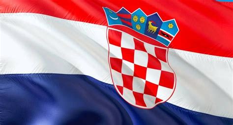 Metalum schlusselanhanger in herz form flagge kroatien. Kroatien Flagge Bilder
