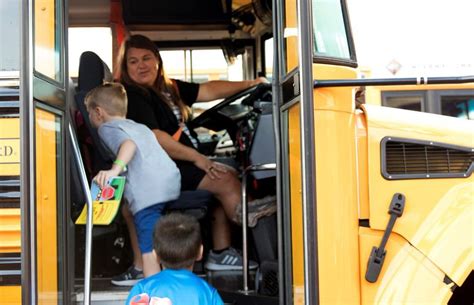 Experienced School Bus Driver Need At Dasmesh School Winnipeg Inc In