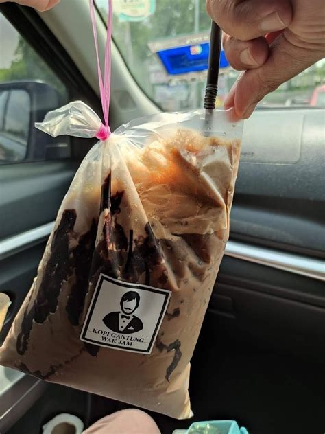 Esok Kopi Gantung Wak Jam Yang Viral Rizal Hakimm Punyer