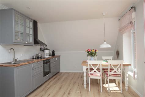 The apartment is 3 miles from ferry dock wangerooge. Bootshaus Wangerooge | Wohnung 4