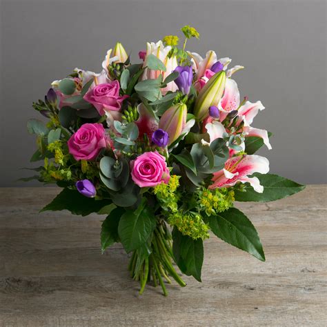 They are bright, desired, pleasantly smell. Pink Lady Collection * Honey Bee Flower Bouquet | Flower ...